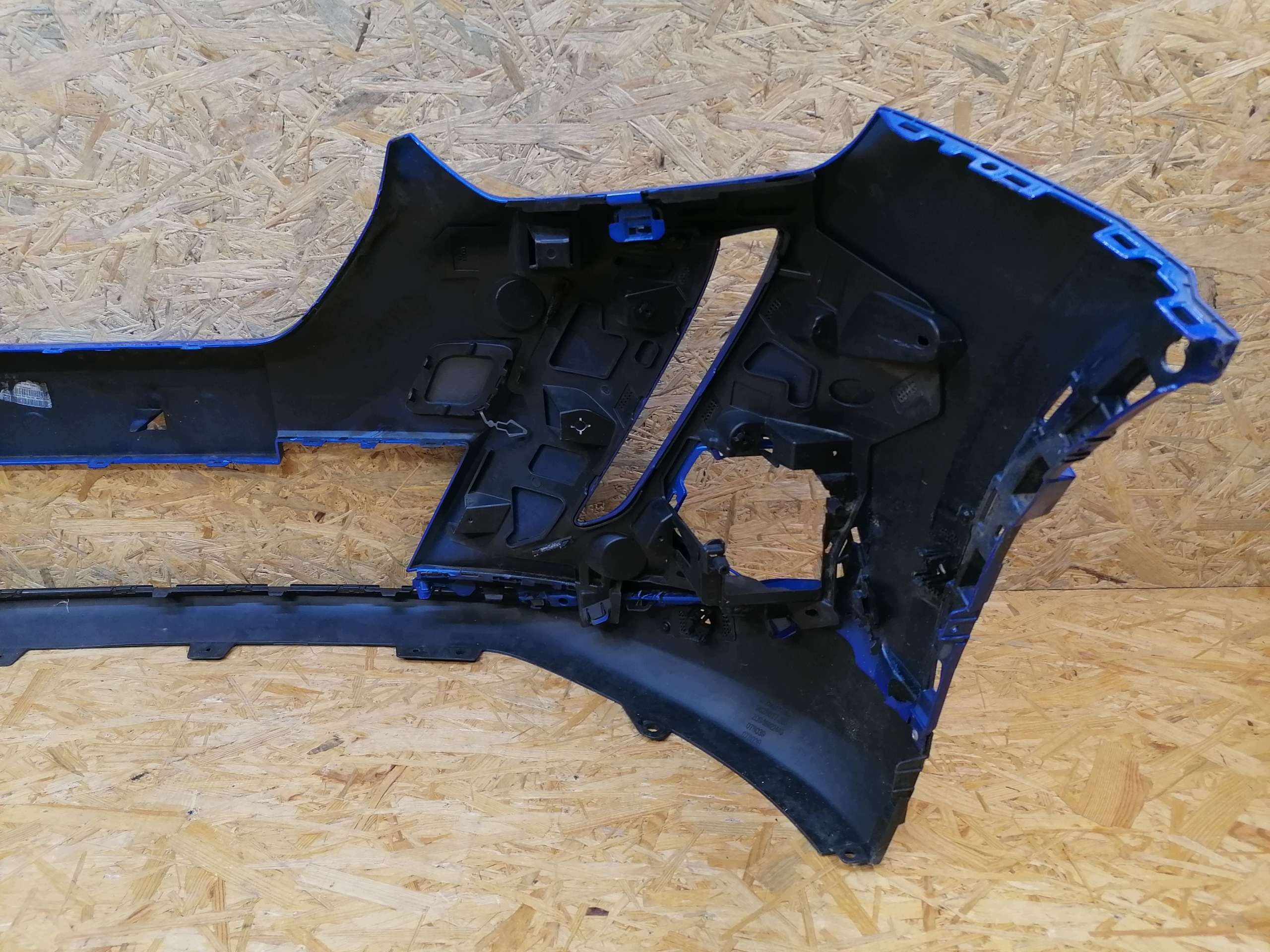 Pare-chocs avant PEUGEOT 2008 II 2019-2023 image 8