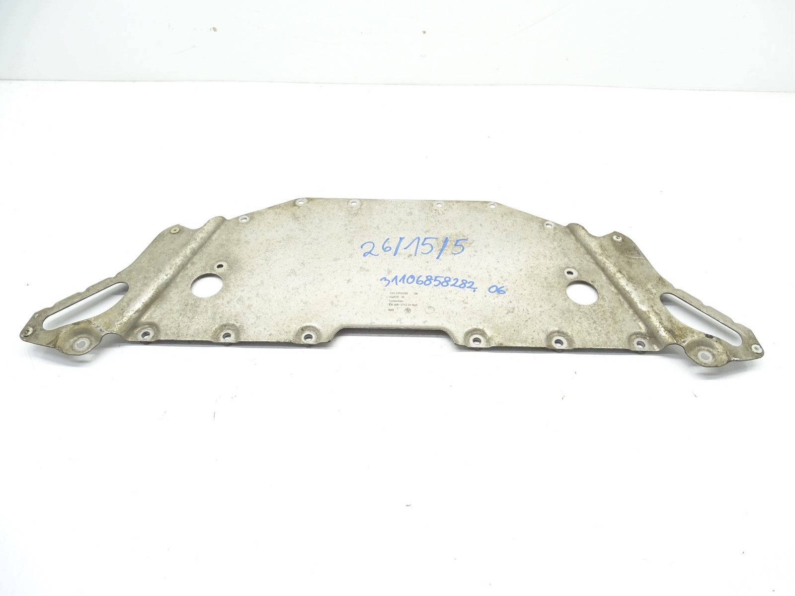 BMW i3 Engine Undertray 6858282 image 2