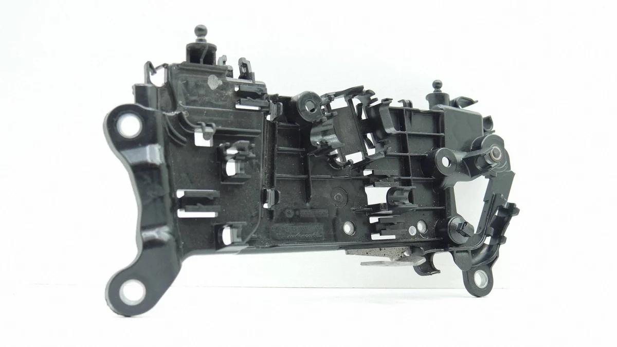MERCEDES VITO W447 Support Câble A6541599600 image 2