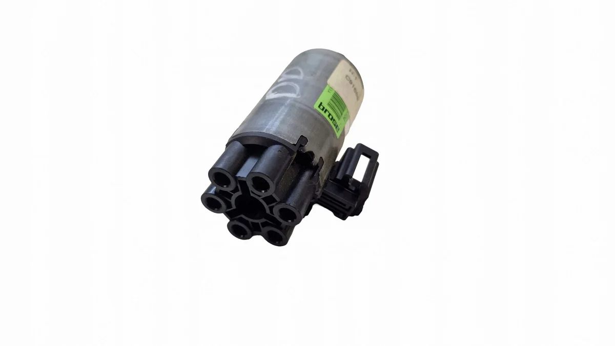 Istuinmoottori Ford Ranger QD241203