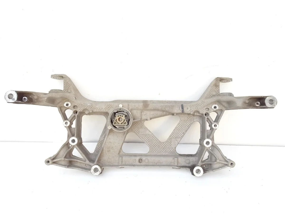 Soporte Motor Delantero 3Q0199369E VW Passat B8