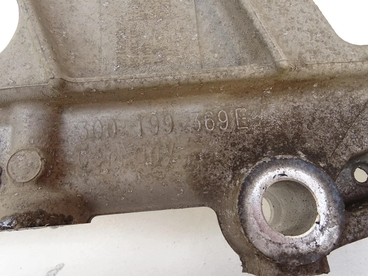 Motorlager vorne 3Q0199369E VW Passat B8 image 7