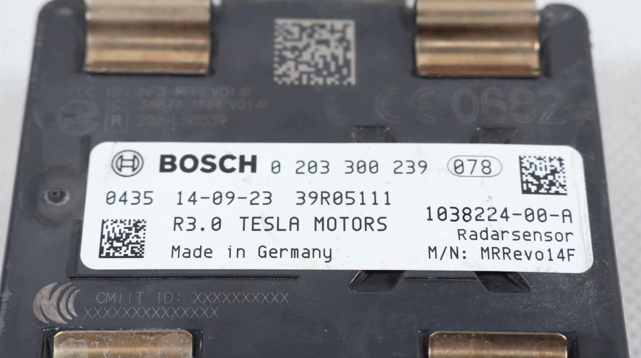 Radar avant Tesla Model S X 1038224-00-A image 10