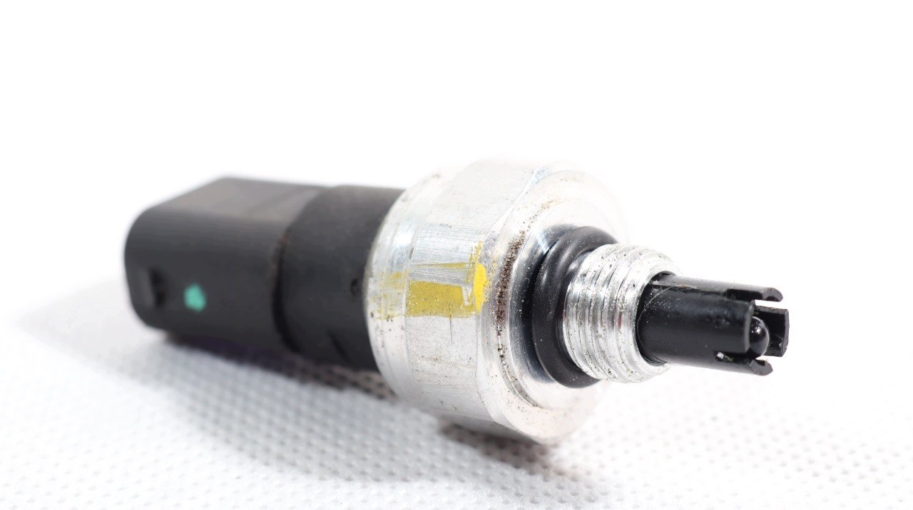 POZNEX Tesla Model S X Sensor 1008516-00-C