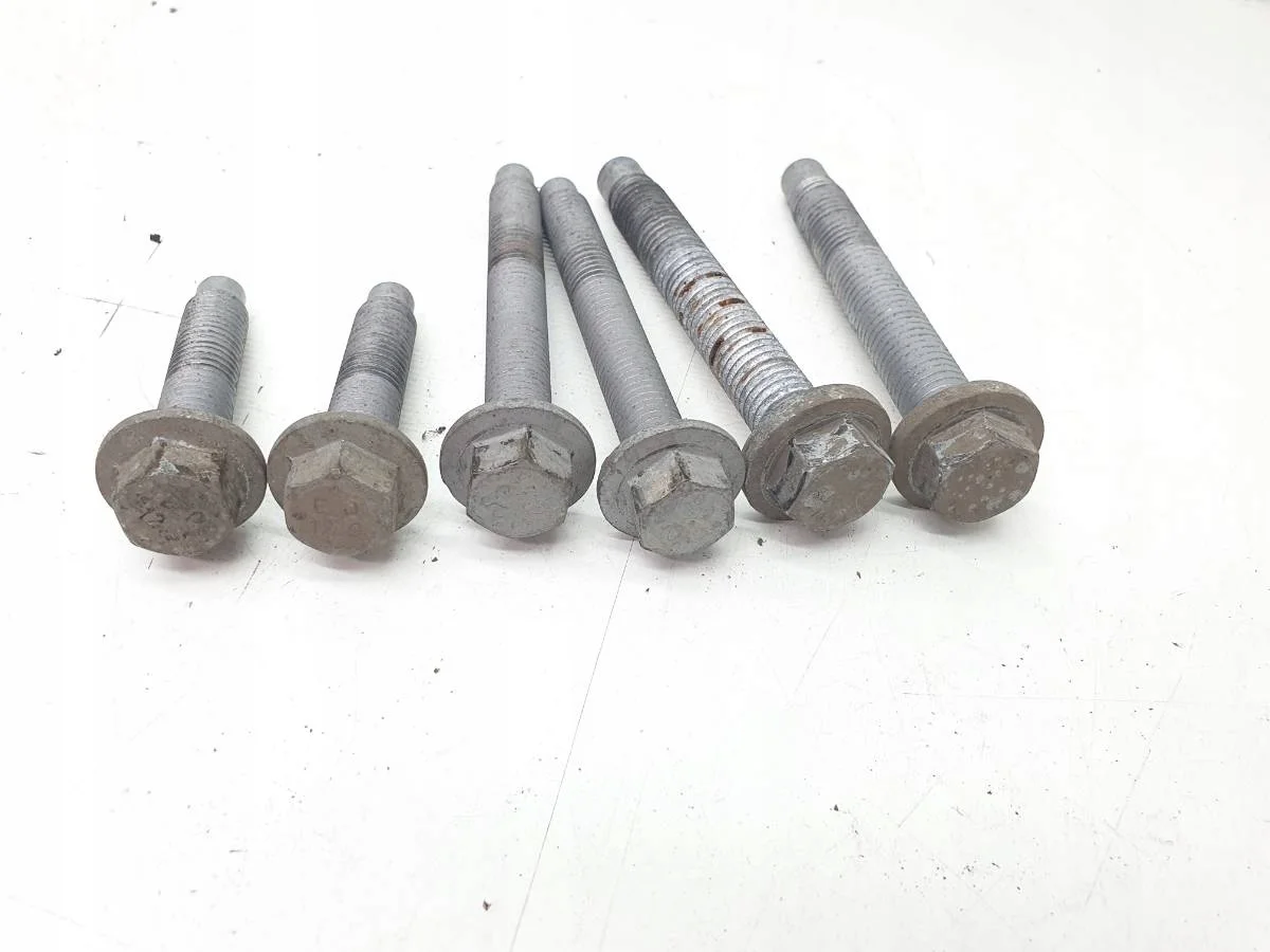 Parafusos Citroen C5 X 2022 Usado OEM image 3
