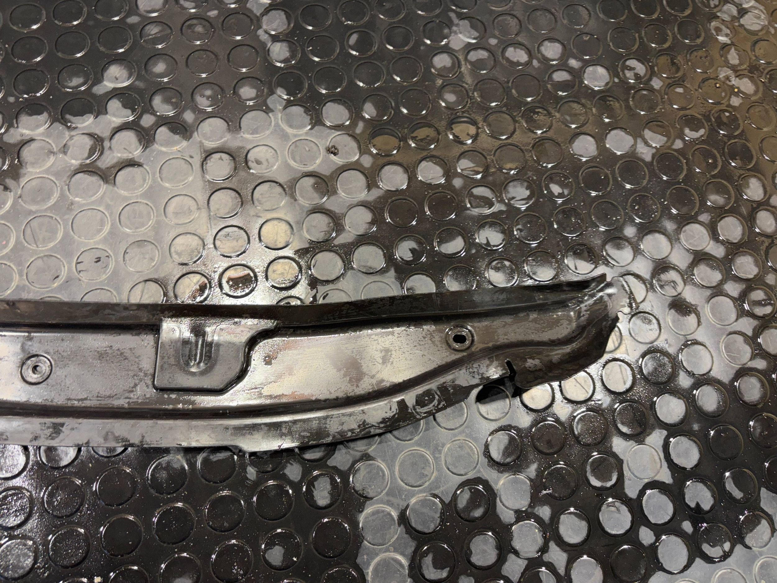 Mercedes Classe B W247 18- Cache aile Droit image 7