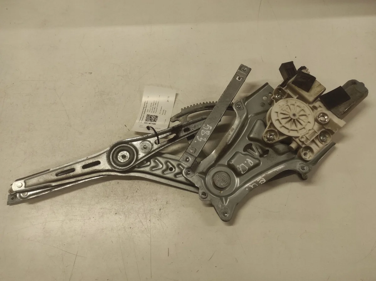 2004 Opel Vectra C Front Door Window Regulator
