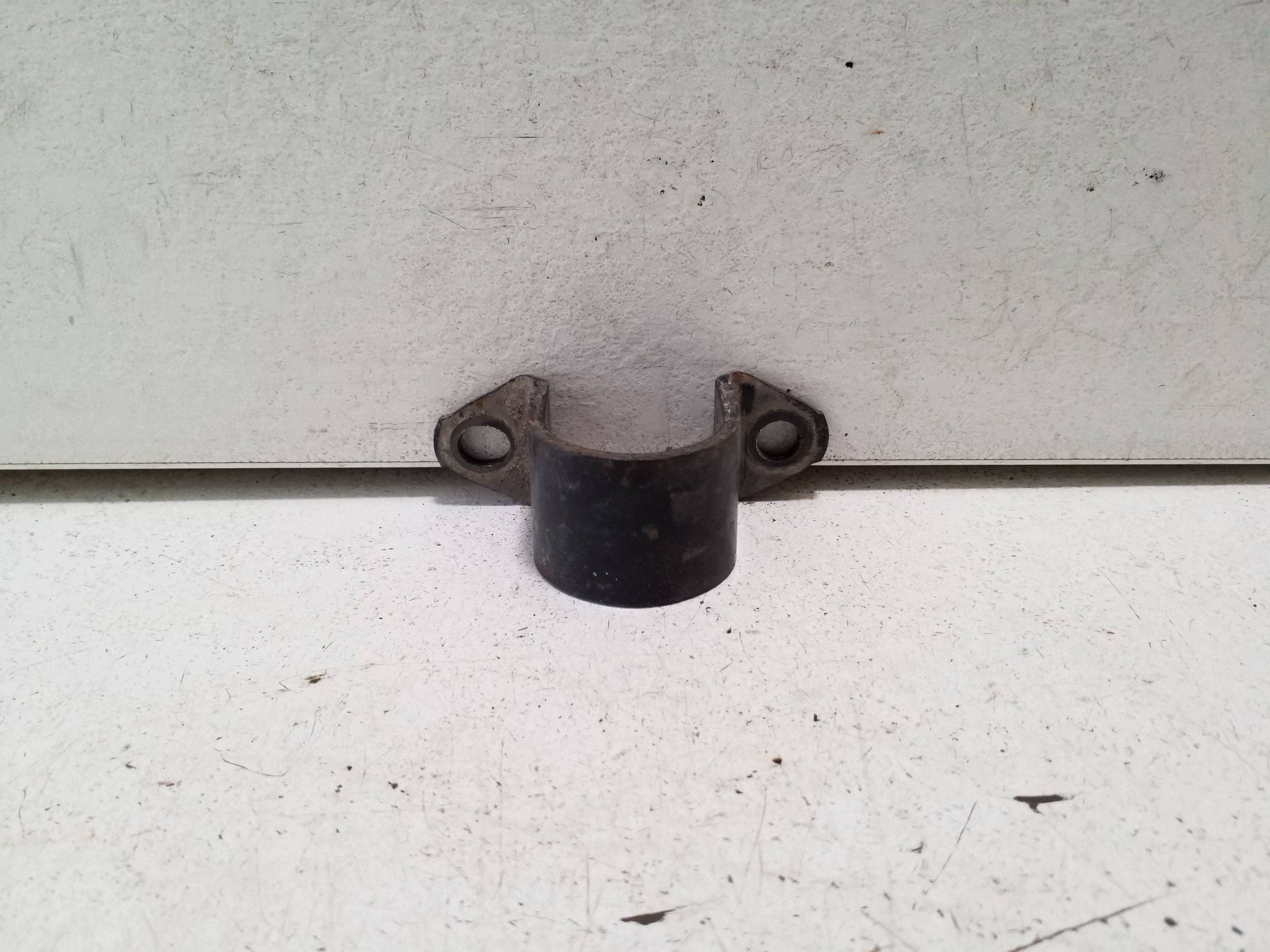 Toyota Avensis T250 Support de Barre Stabilisatrice image 2