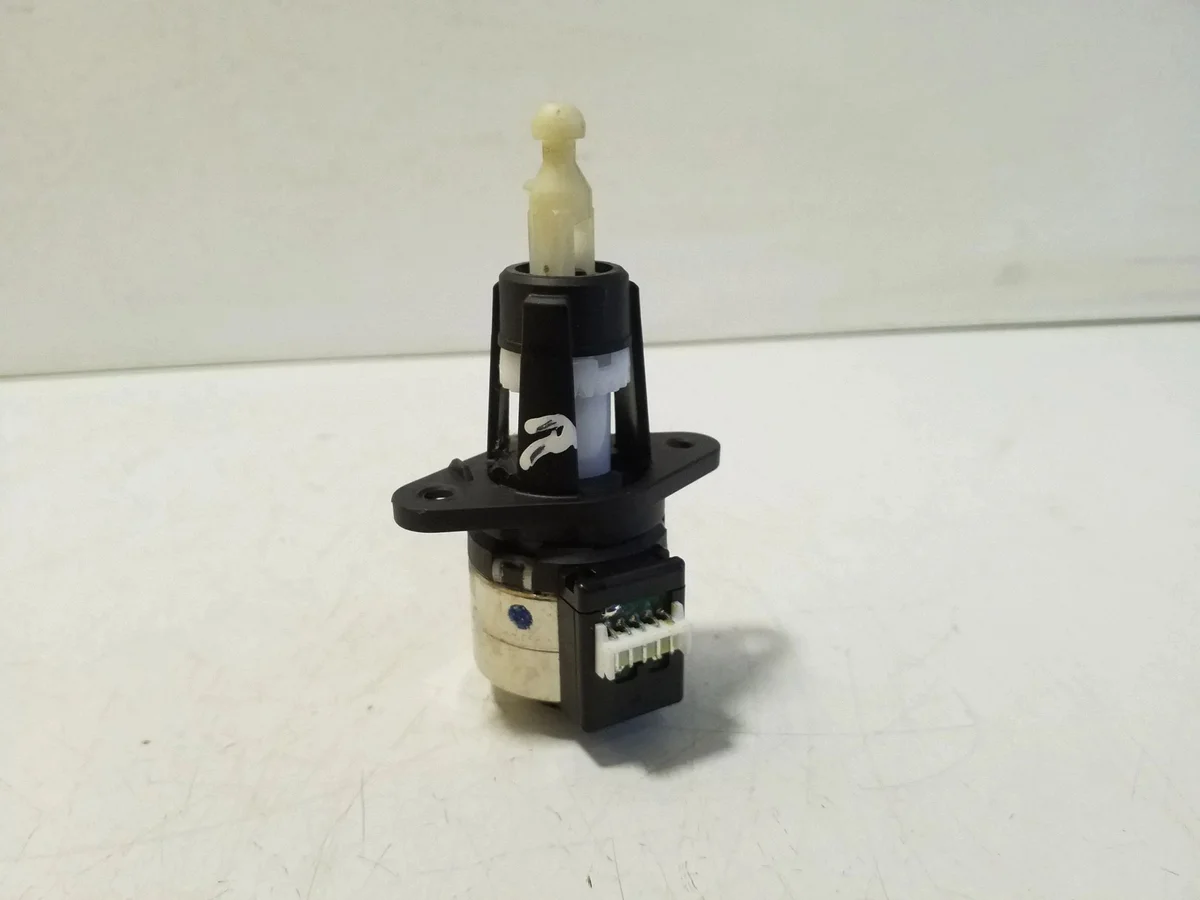 Volvo XC40 Motor Regulacji Lampy Prawa image 3