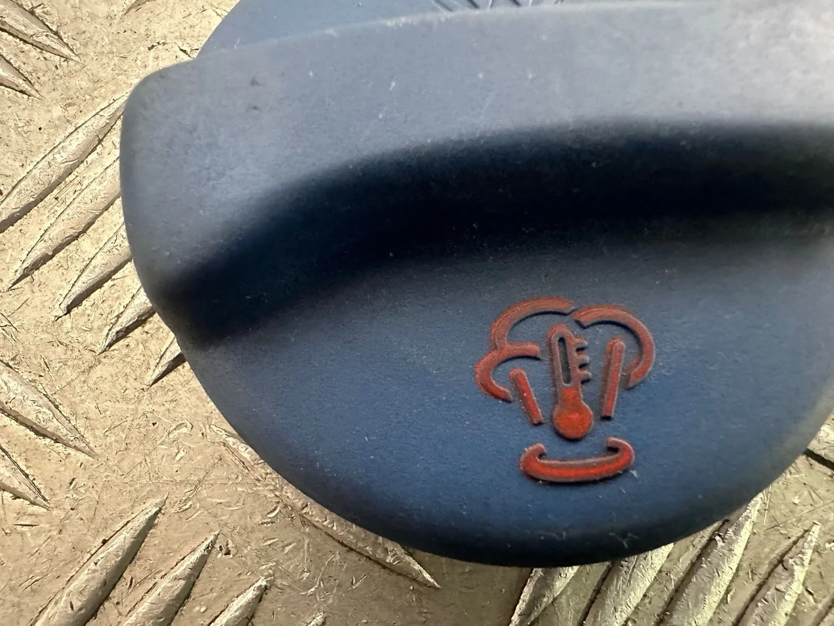 VW Ausgleichsbehälter Deckel 1H0121321C gebraucht image 3