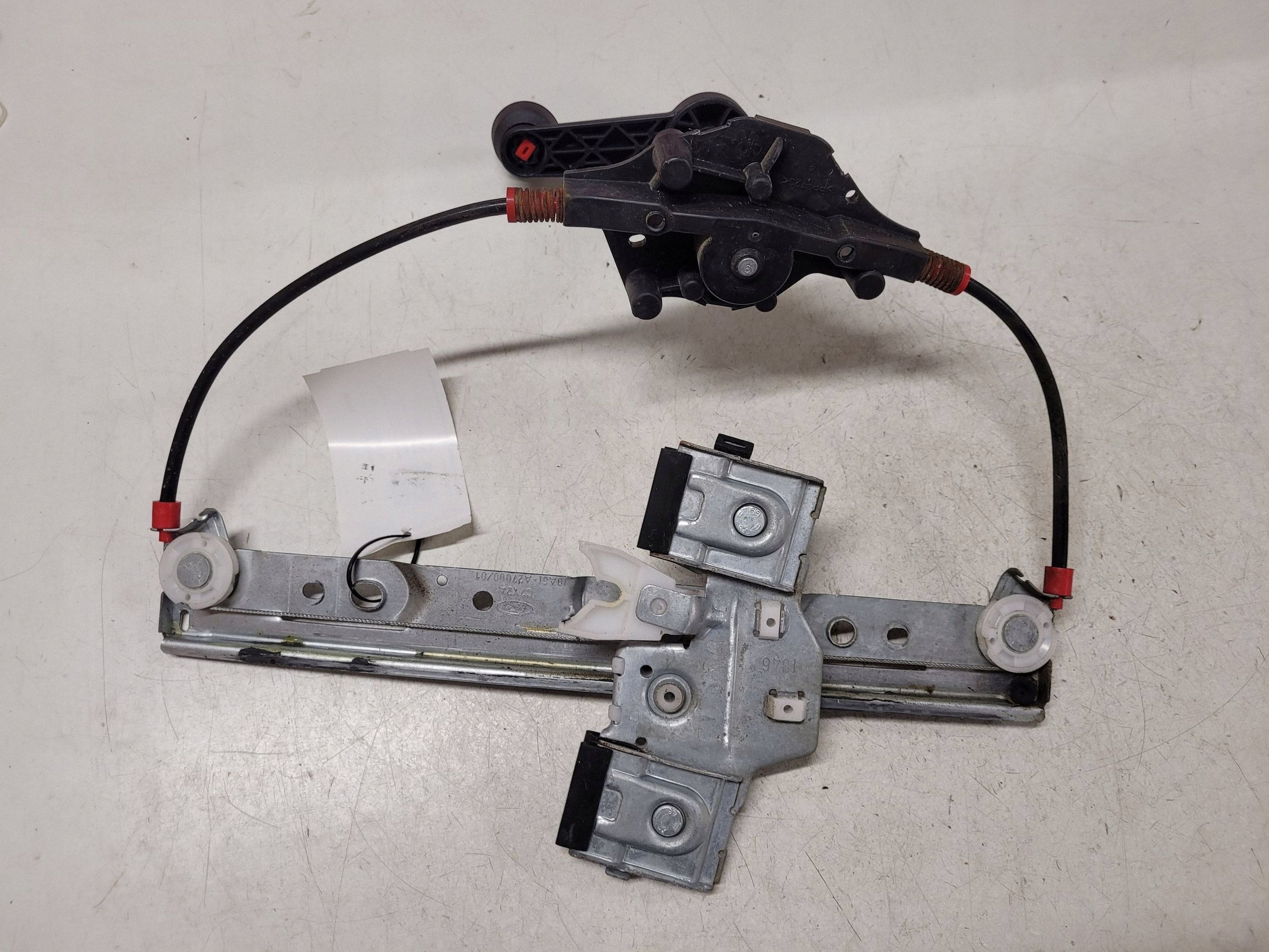 Ford Fiesta 2015 ikkunannostin takana OEM 8A61A27000