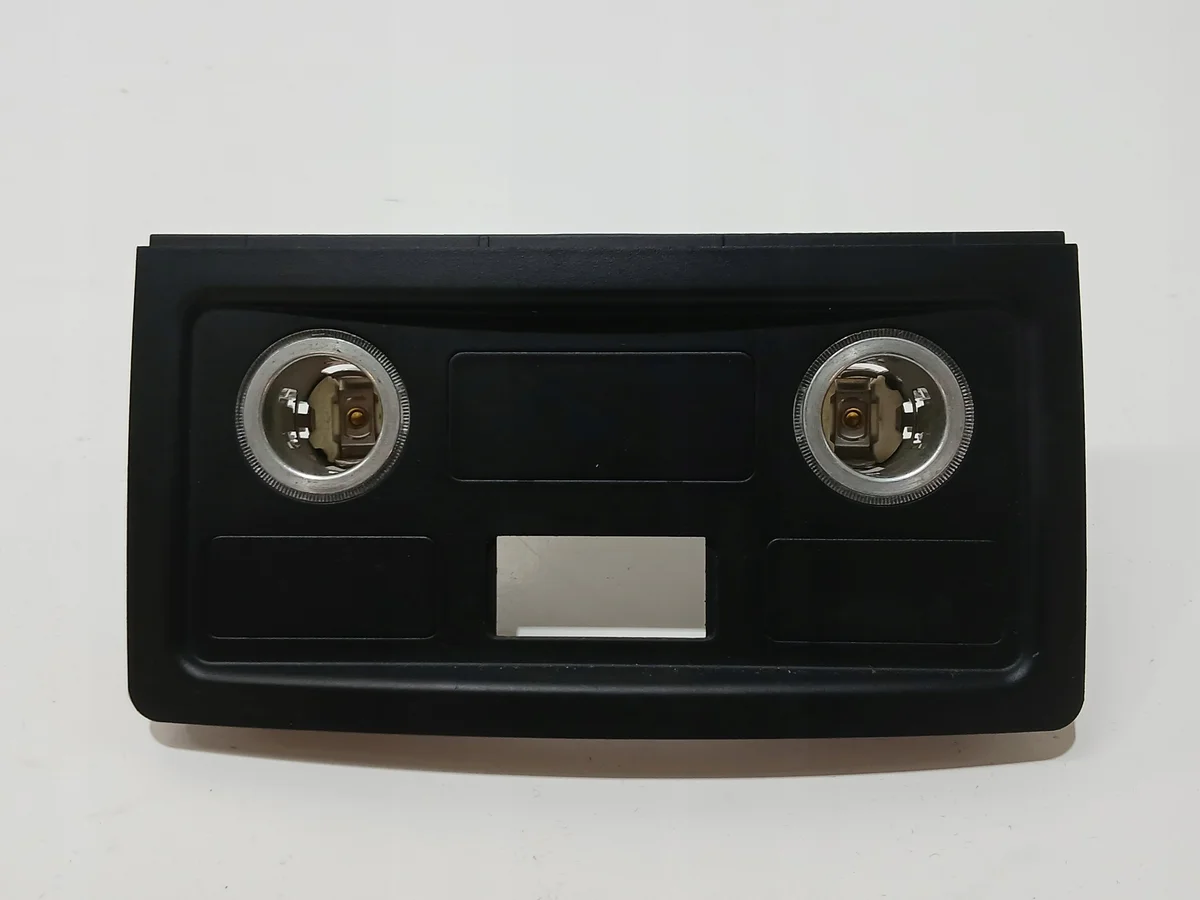 Tomada de isqueiro BMW E60 E61 Usada