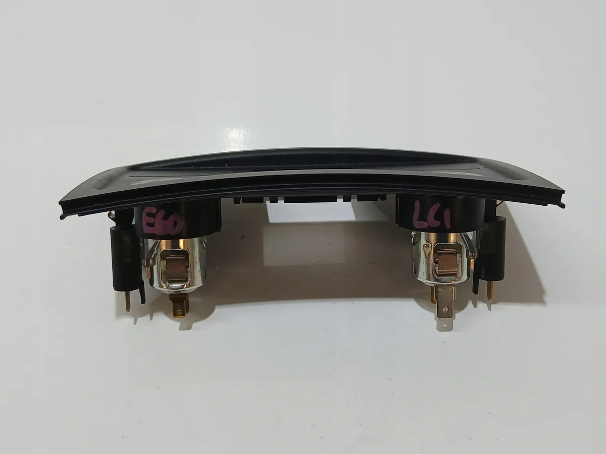 Prise allume-cigare BMW E60 E61 7034100