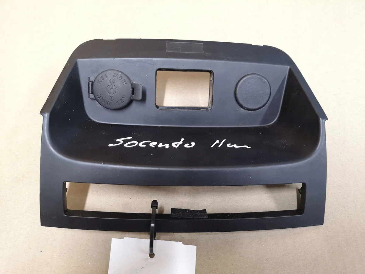 Prise USB Aux Kia Sorento II XM 84730-2P000