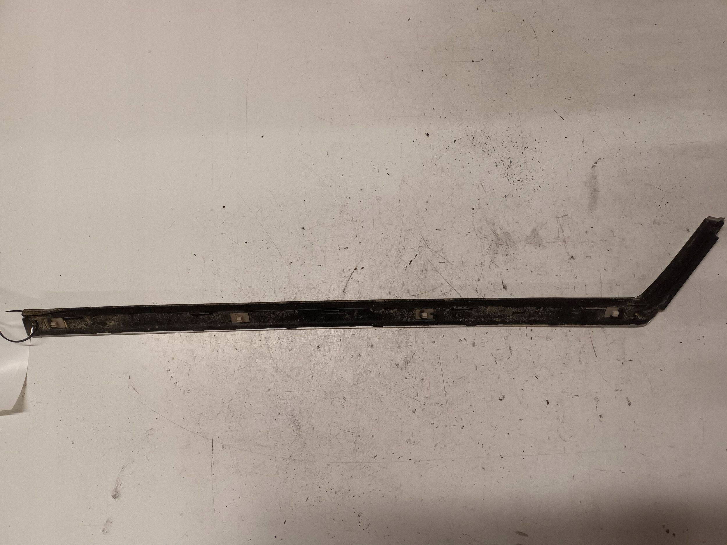 Liste vitre latérale Citroen C6 2008 9646289380 image 3