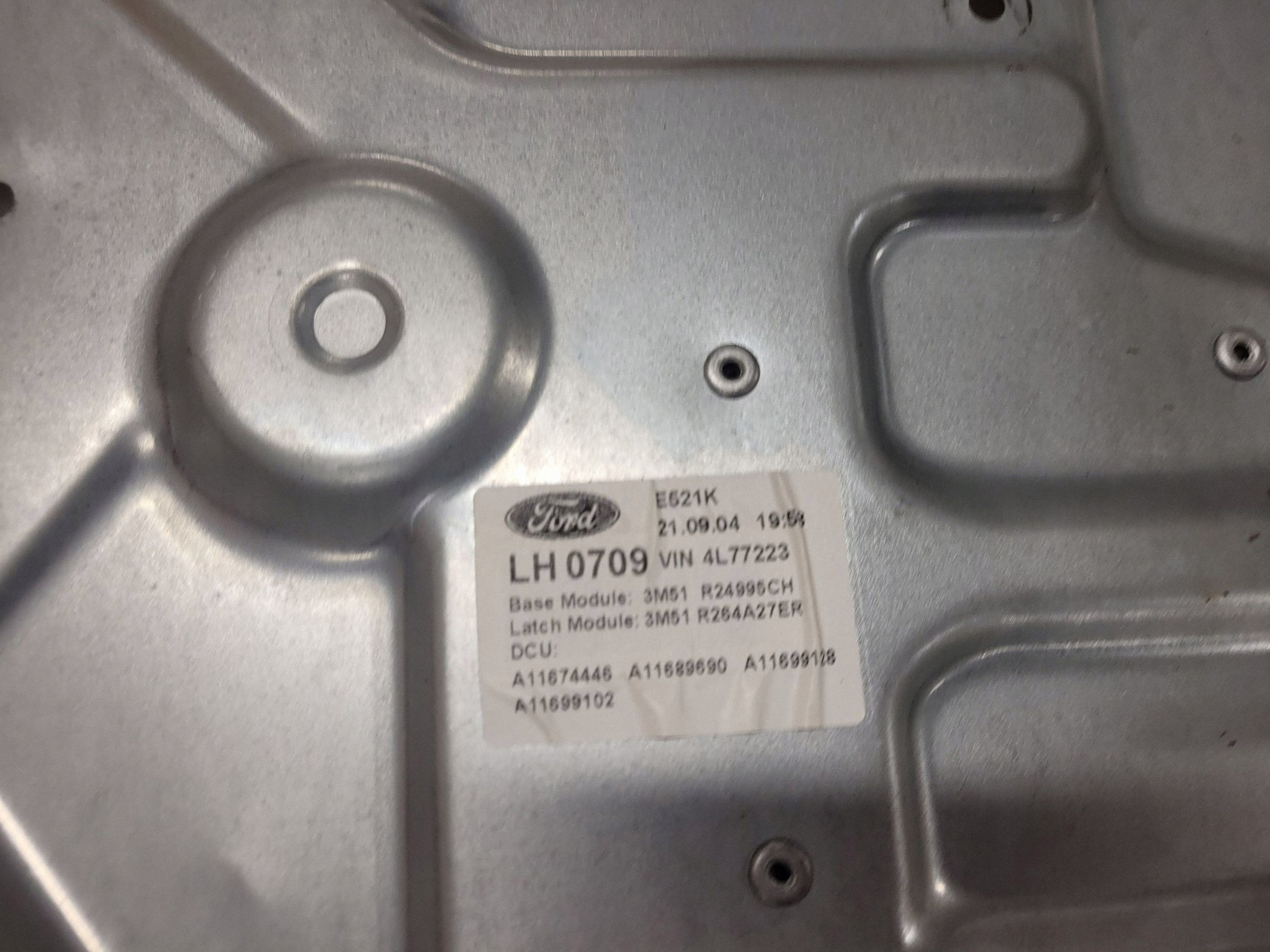Ford Focus C-MAX 2005 lasinnostin taka