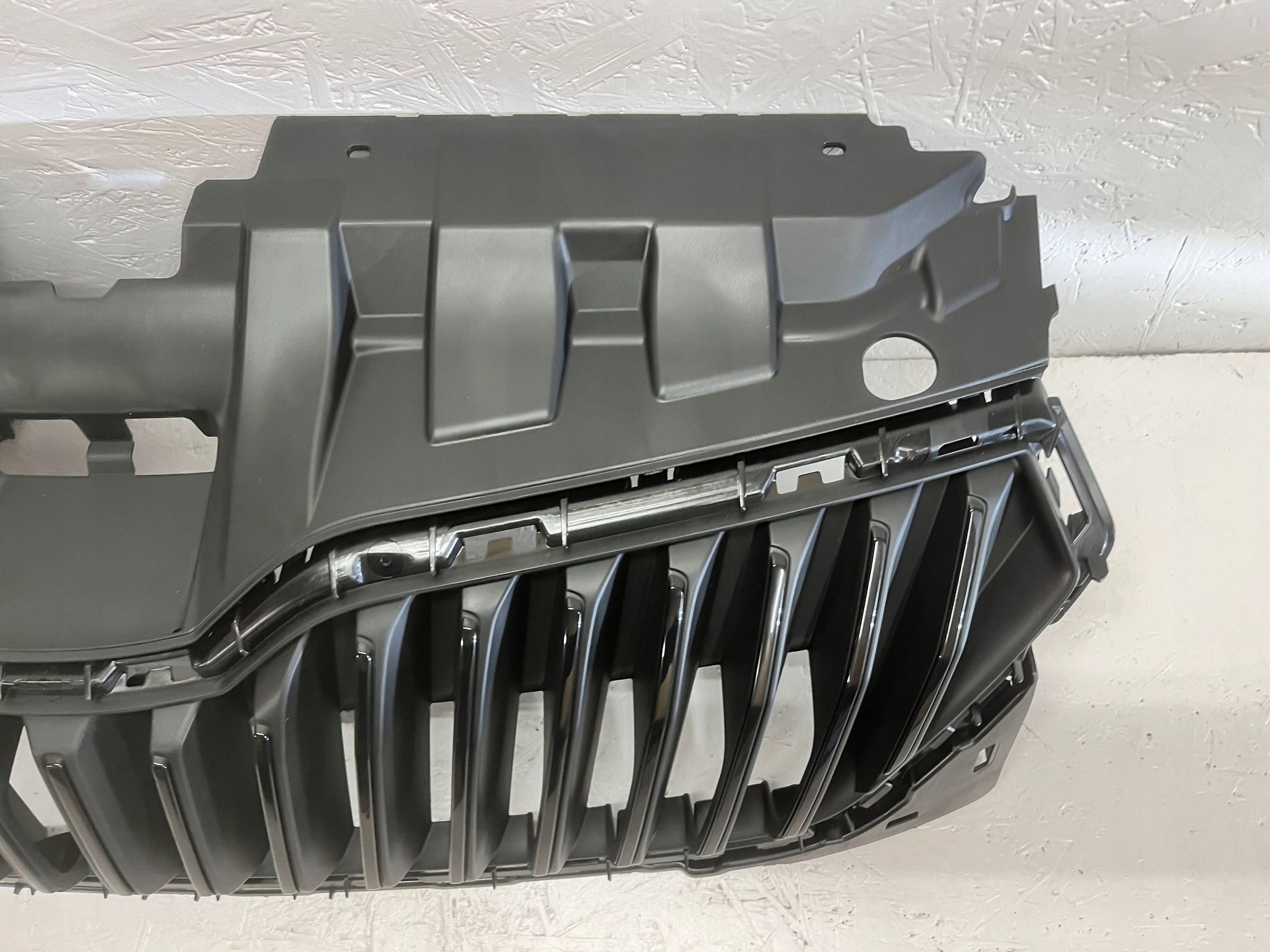 Calandre Skoda Fabia Mk3 (NJ) 6V0853653C image 5