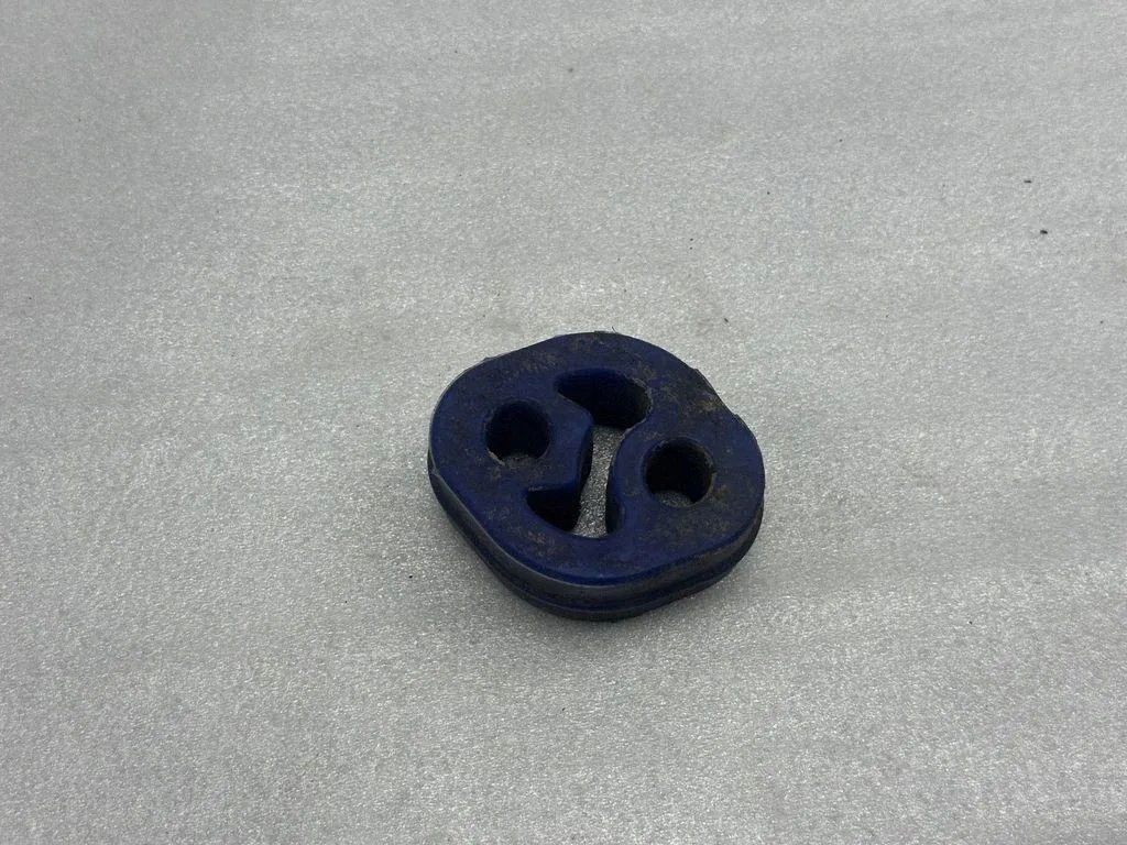 Volvo S60 V60 XC60 support caoutchouc 31372744 image 2