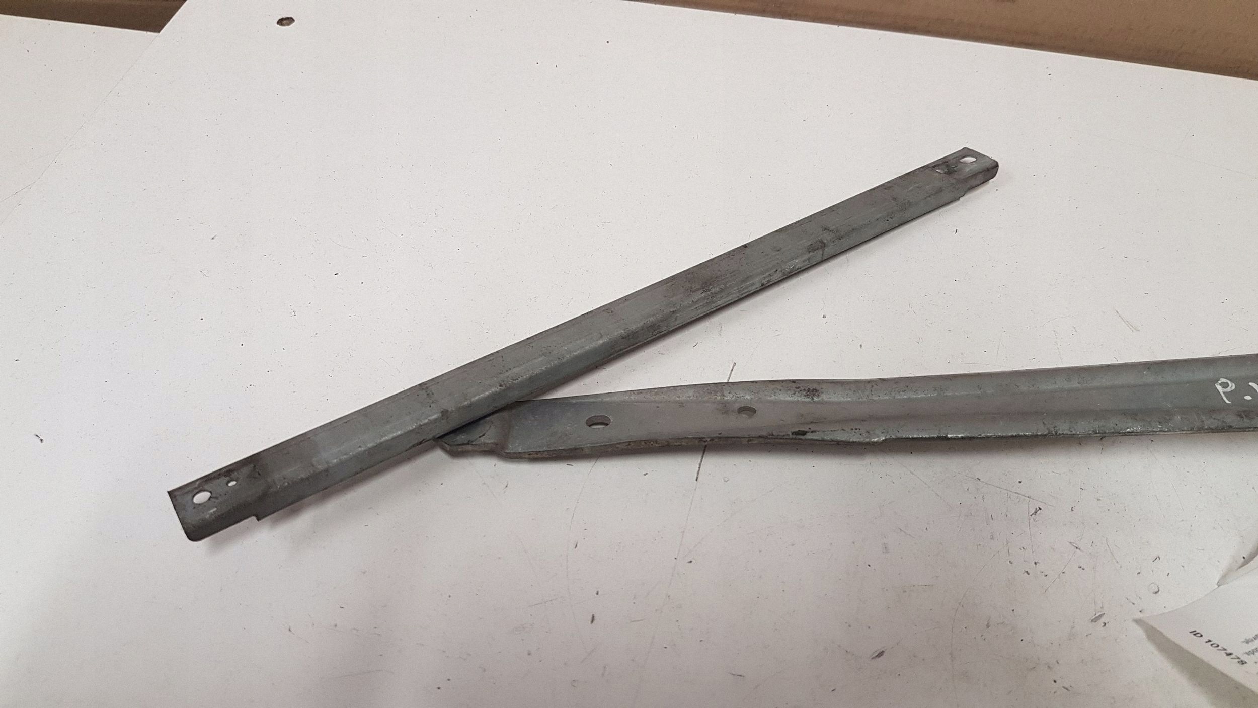 Toyota Avensis T250 Fensterheber Vorne Manuell image 3