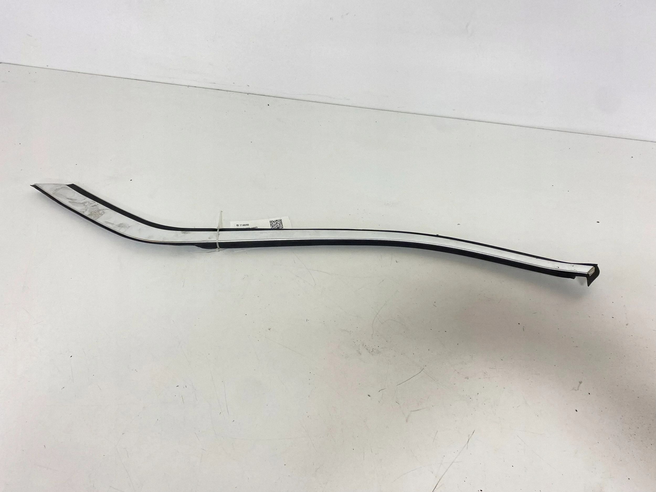 Opel Astra K Sports Tourer rechte Seitenscheibe 39088076 image 2