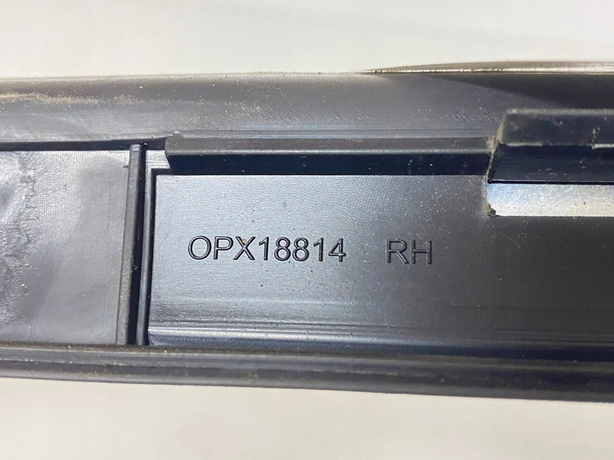 Opel Astra K Sports Tourer rechte Seitenscheibe 39088076 image 4