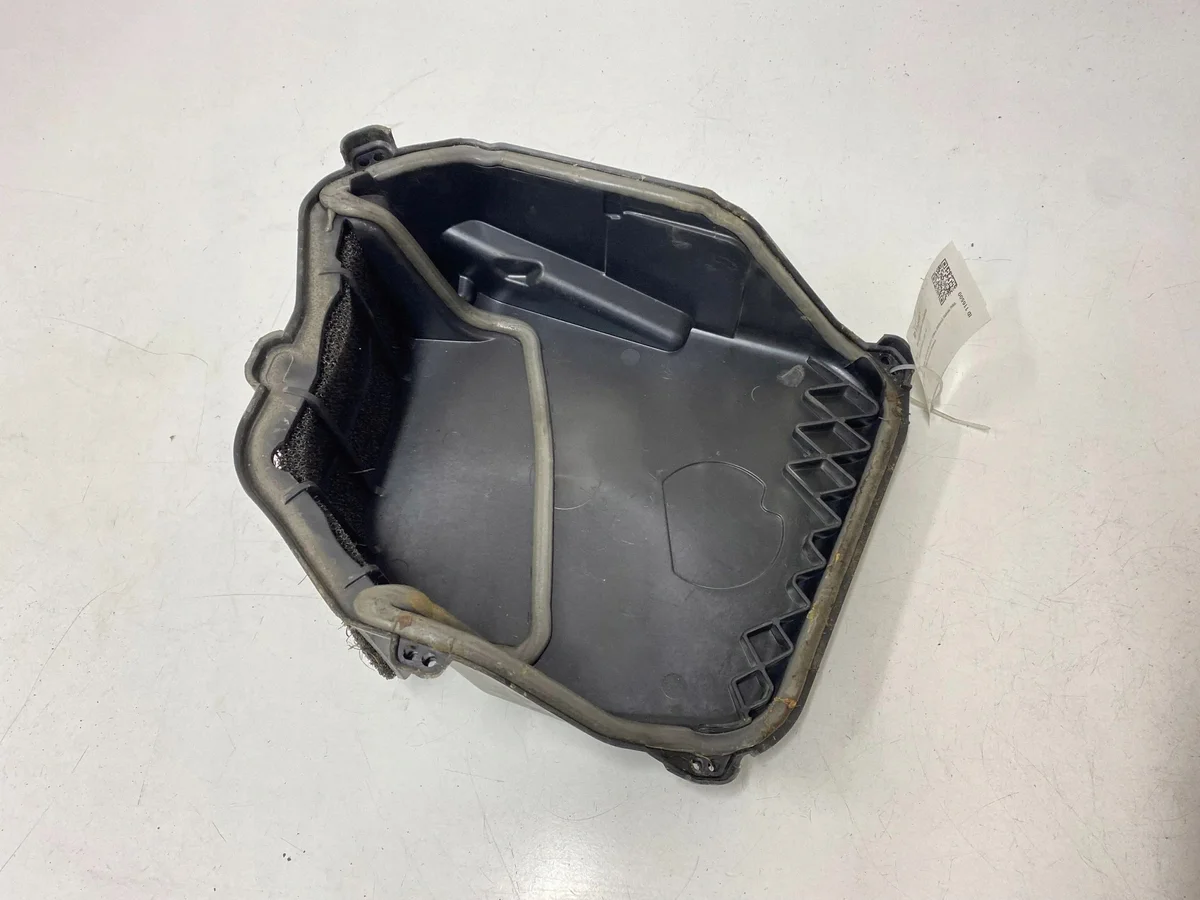 Couvercle filtre habitacle BMW 5 F10 F11 64119216223