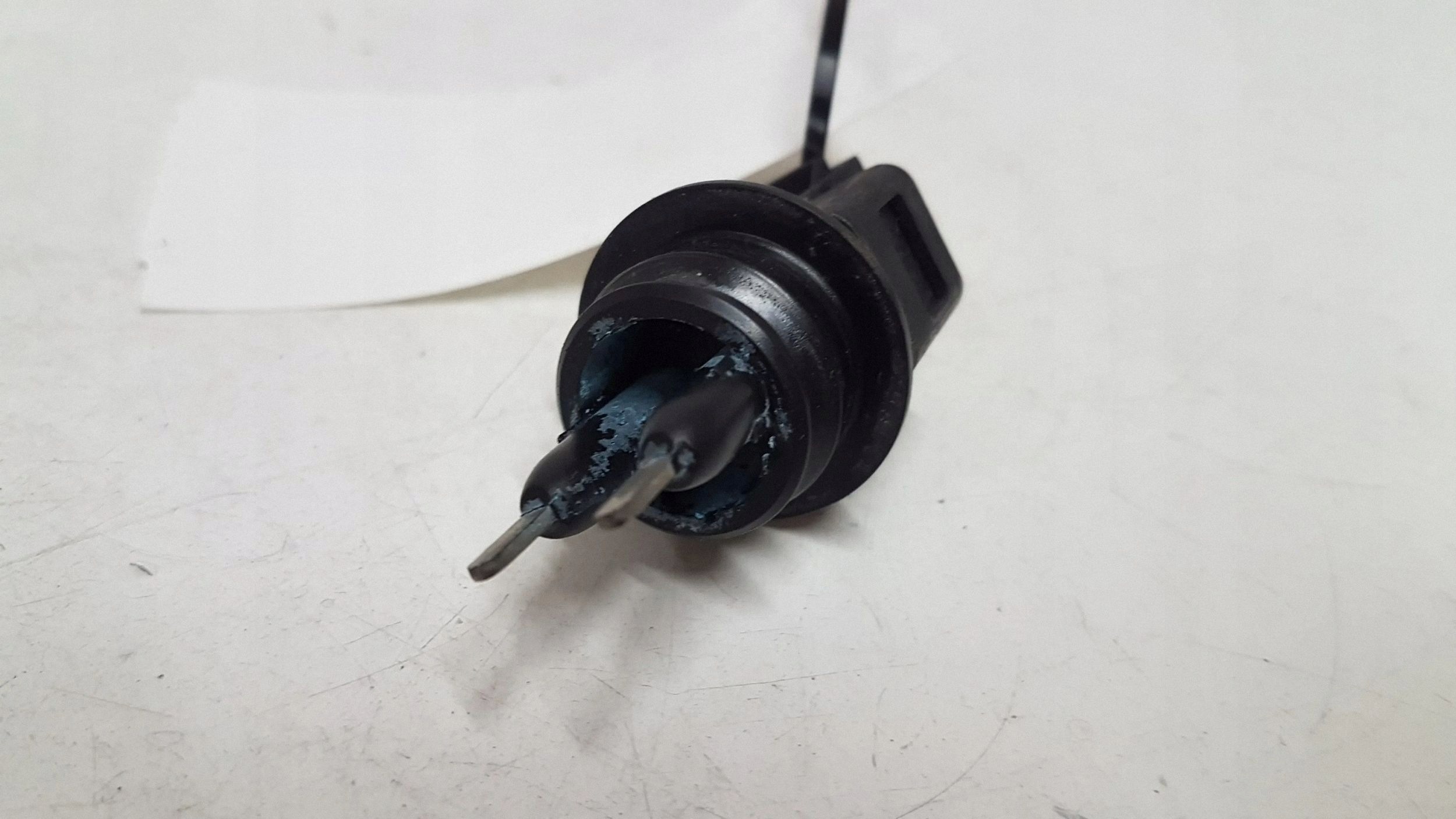 VW Golf IV Washer Fluid Level Sensor 1J0973202 image 2