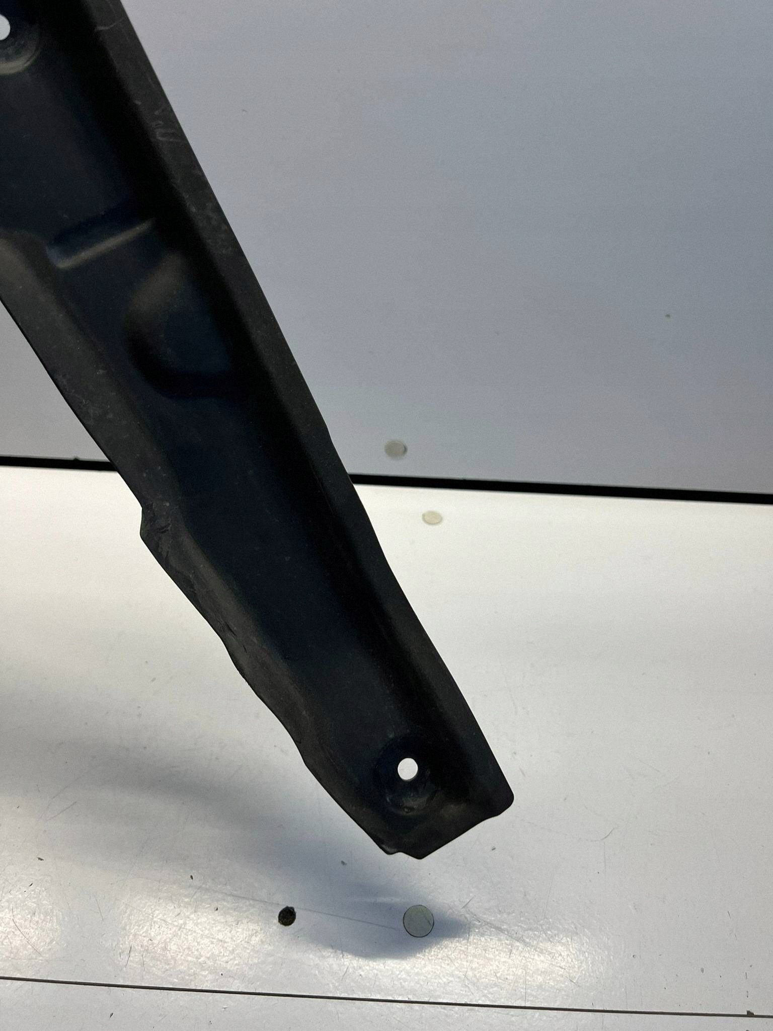 Audi 4K0821111 Dämmung Kotflügel Vorne Gebraucht