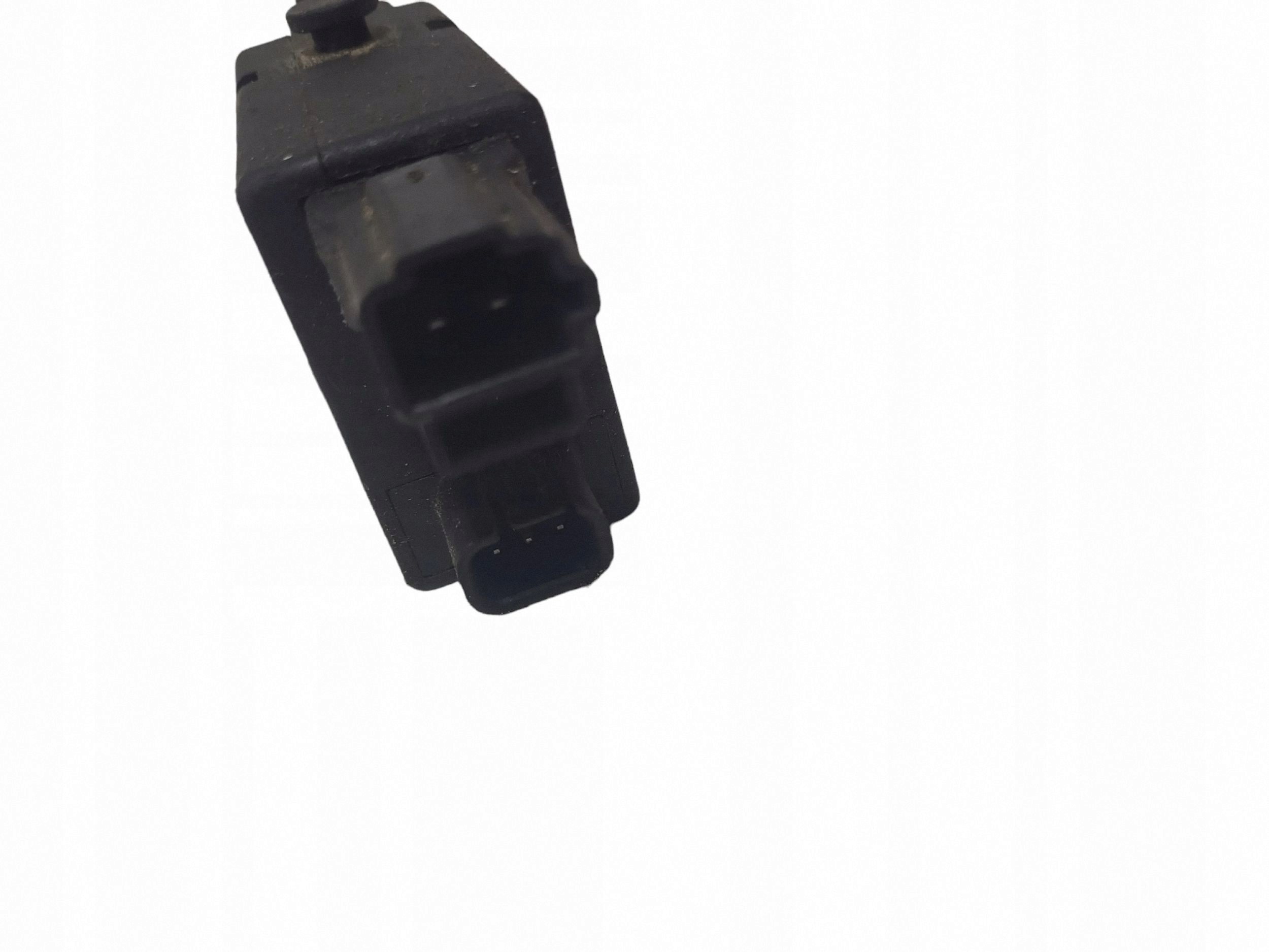 Opel Combo C 13151889 Actionneur Serrure Coffre image 3