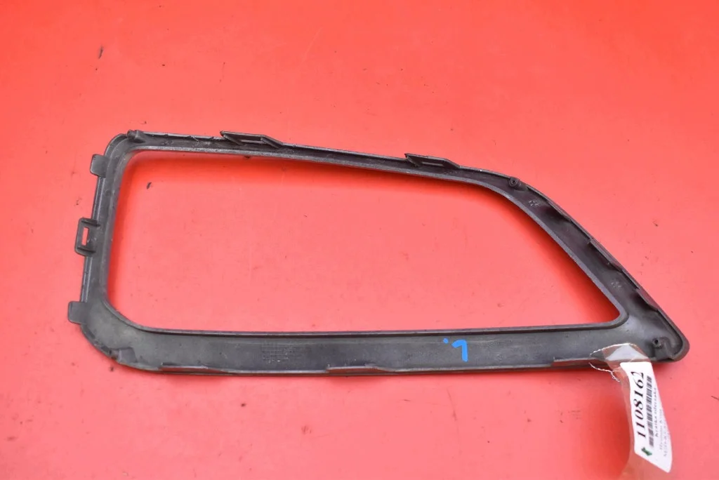 Hyundai Kona 20-21 Fog Light Trim Left