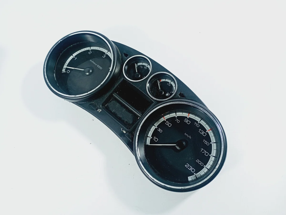 Kombiinstrument Peugeot 308 SW 07-14 gebraucht image 3