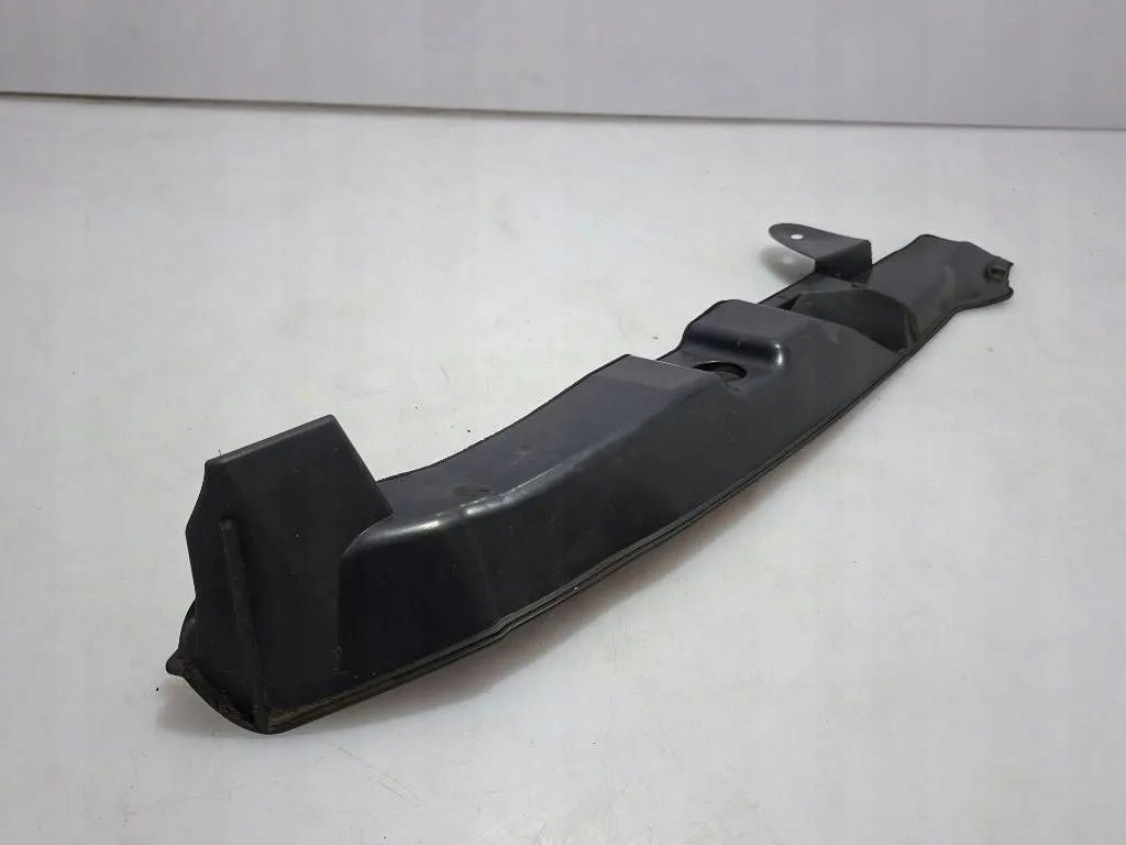 Audi A3 8P 2010 Guardabarros Derecho 8P0821112B image 6