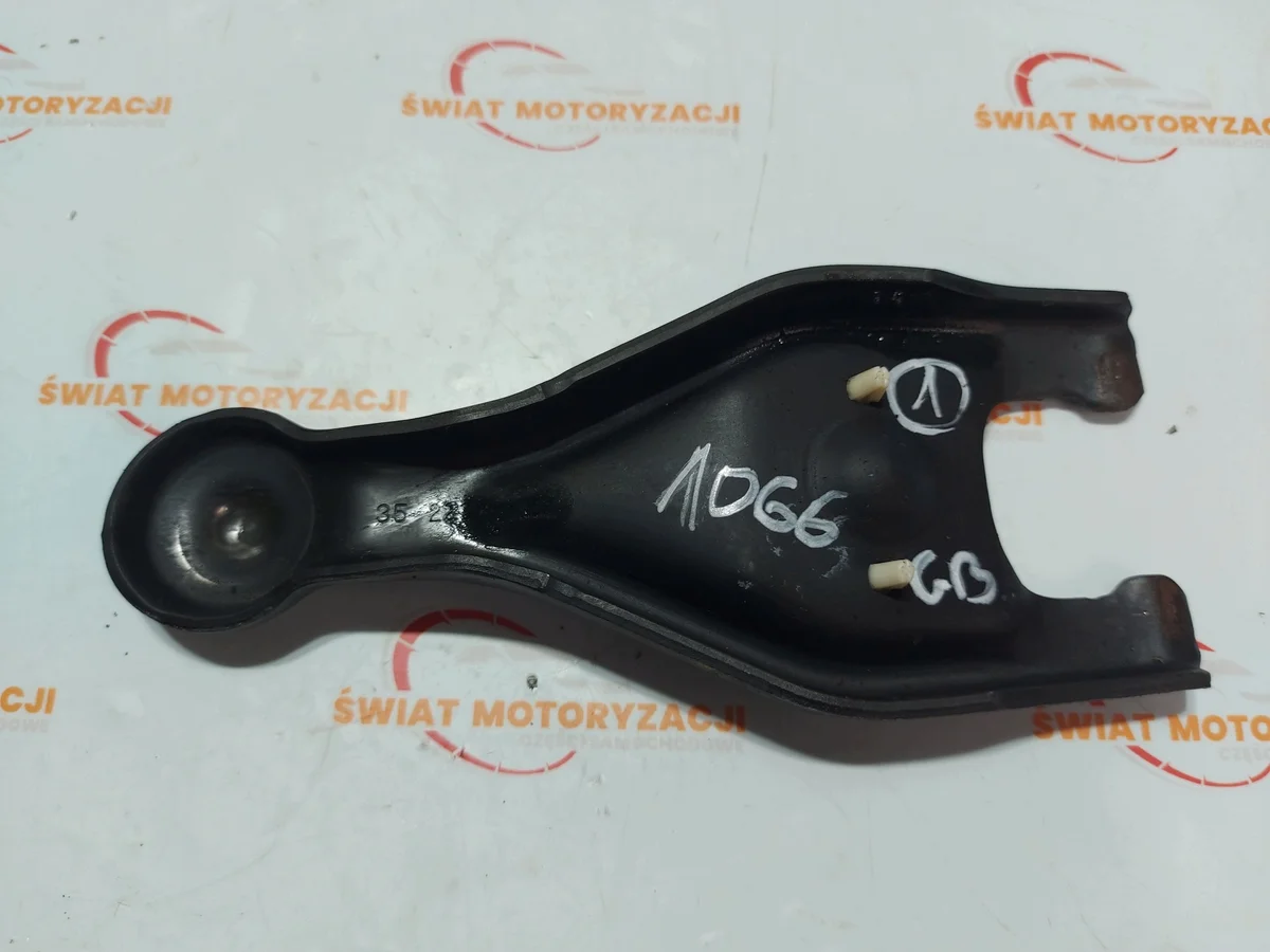 Citroen C4 Picasso 1.6 HDI koppeling arm image 3