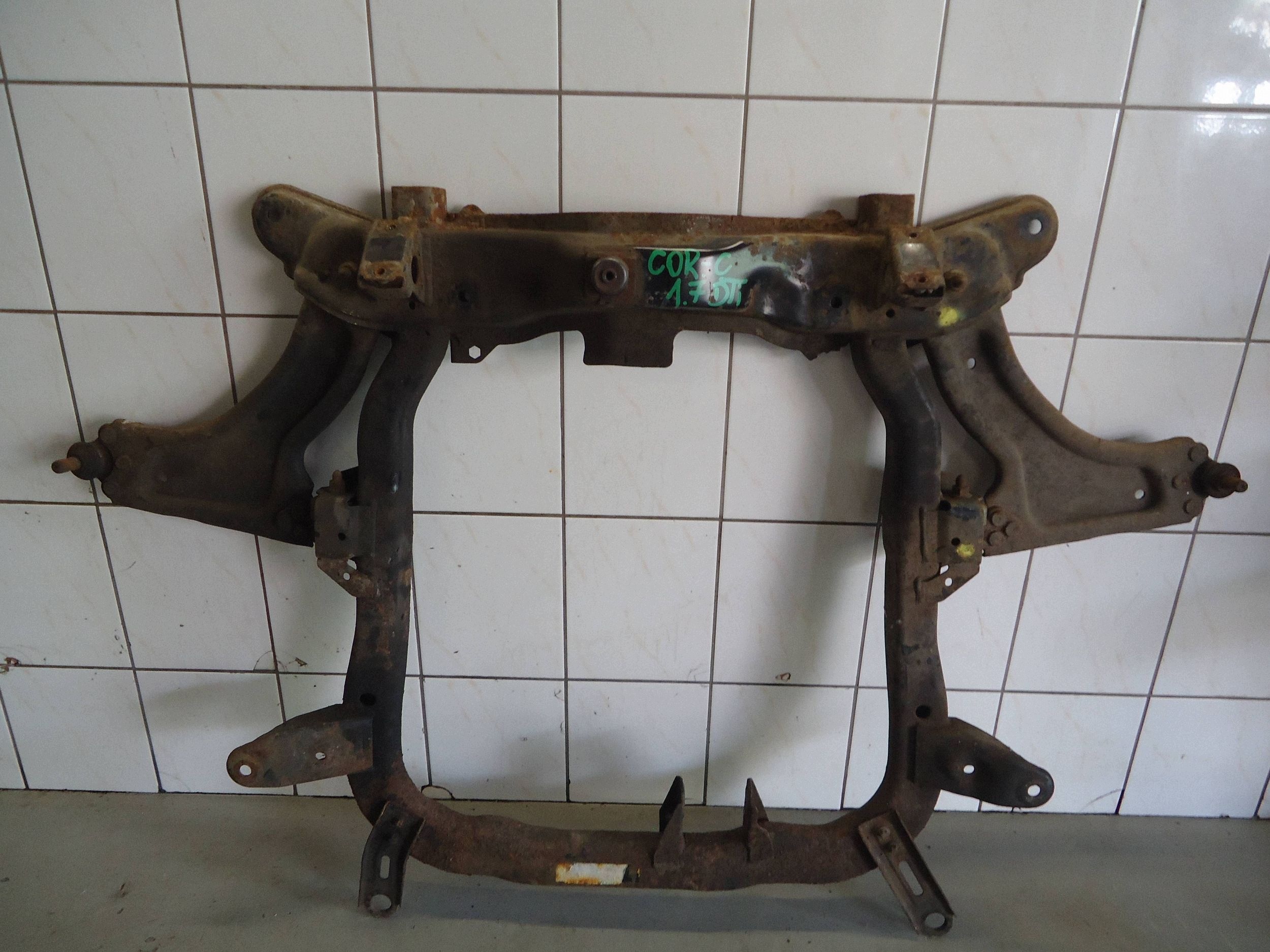 Opel Corsa C 1.7 DTI etutukipalkki OKL17224 image 2