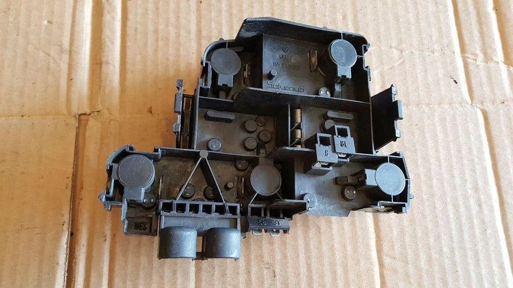 Conector Lanterna Traseira VW Golf II 191945257 image 2