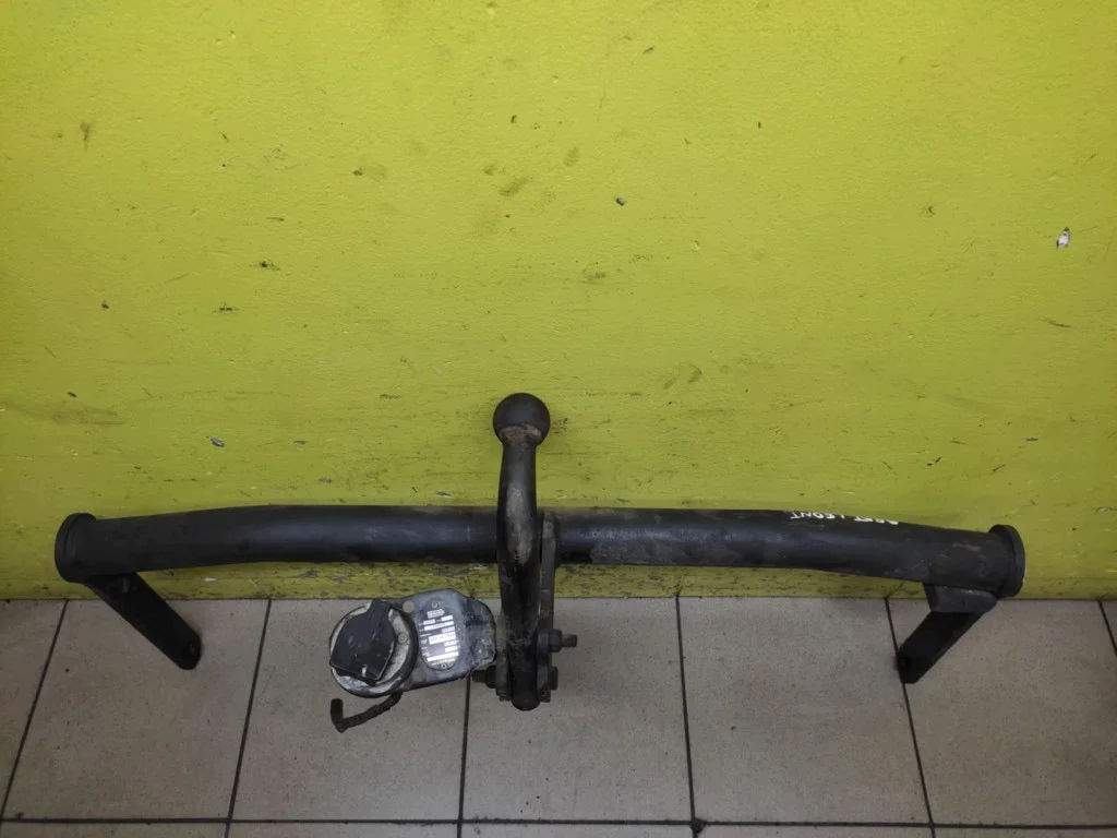 Engate SEAT LEON I F-158563 Usado