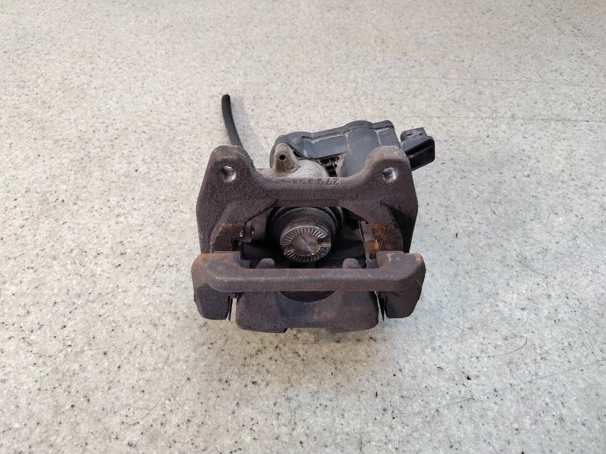 Remklauw Volvo XC40 II Links Achter image 6