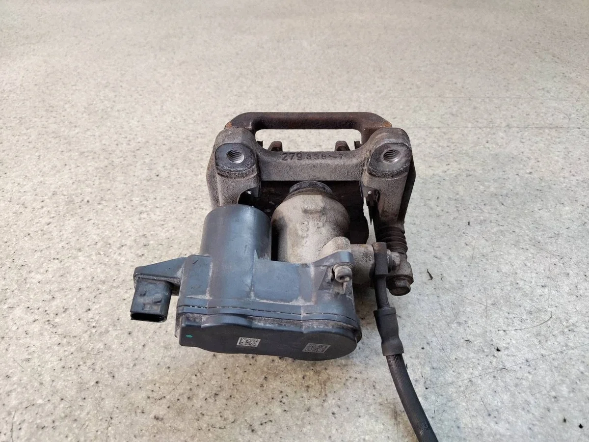 Remklauw Volvo XC40 II Links Achter image 7