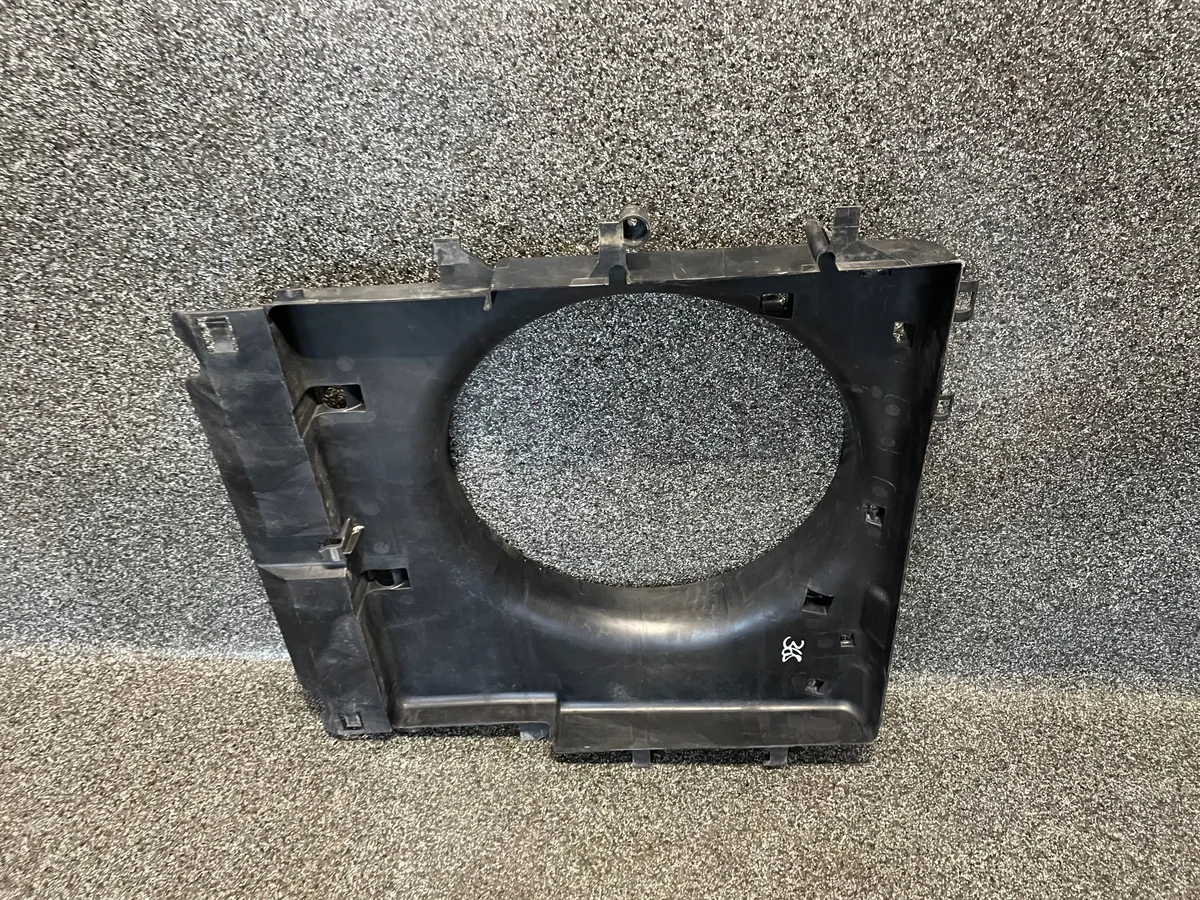 Couvercle ventilateur VW Crafter HVW9065050655 image 3