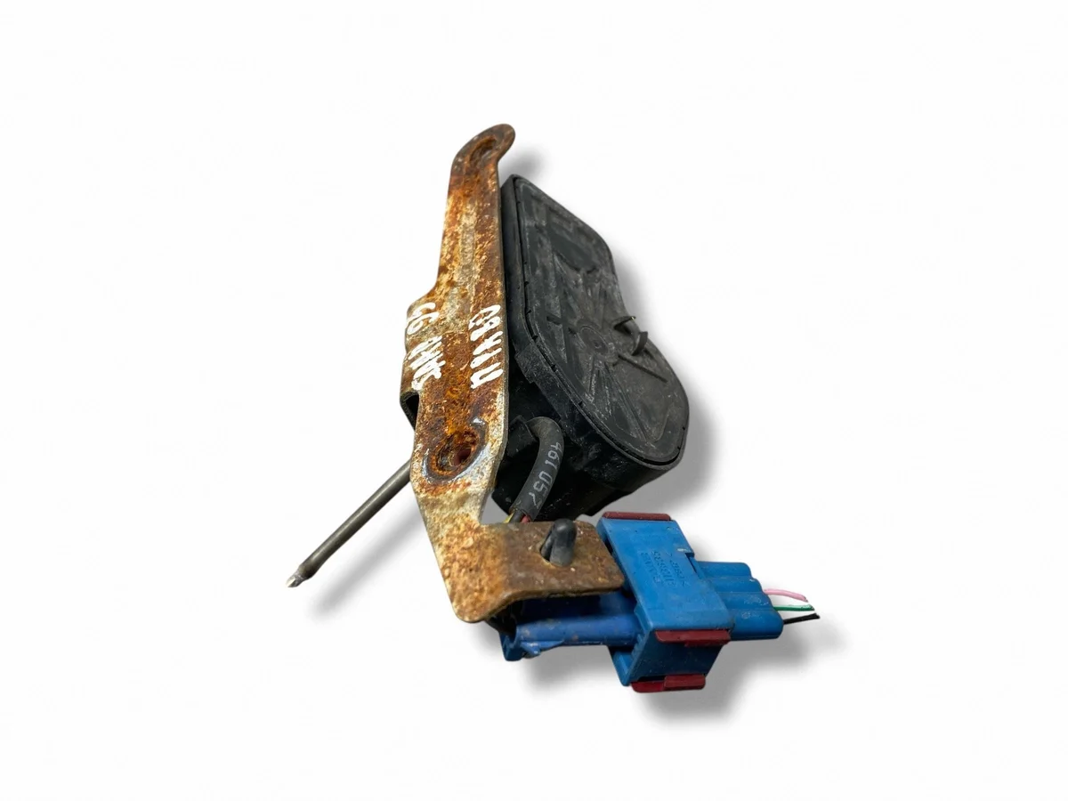 SAAB 9-3 VER1 2000 Motor Limpa Farol image 6
