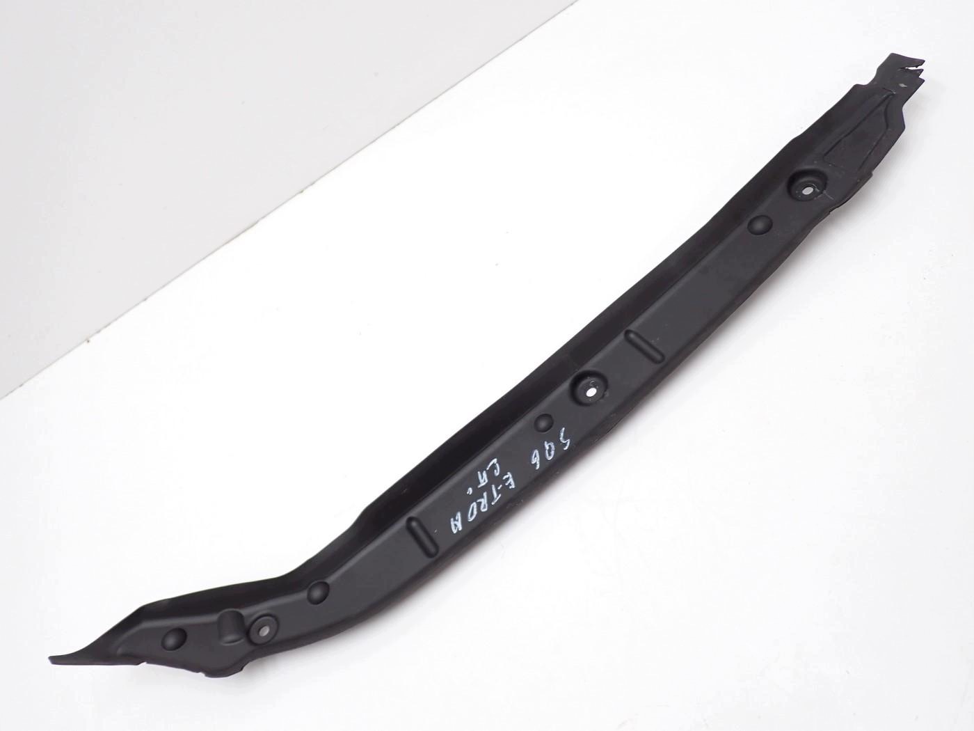 Audi Q6 SQ6 E-Tron 85H821111 - Proteção Guarda-lamas Esquerda image 2