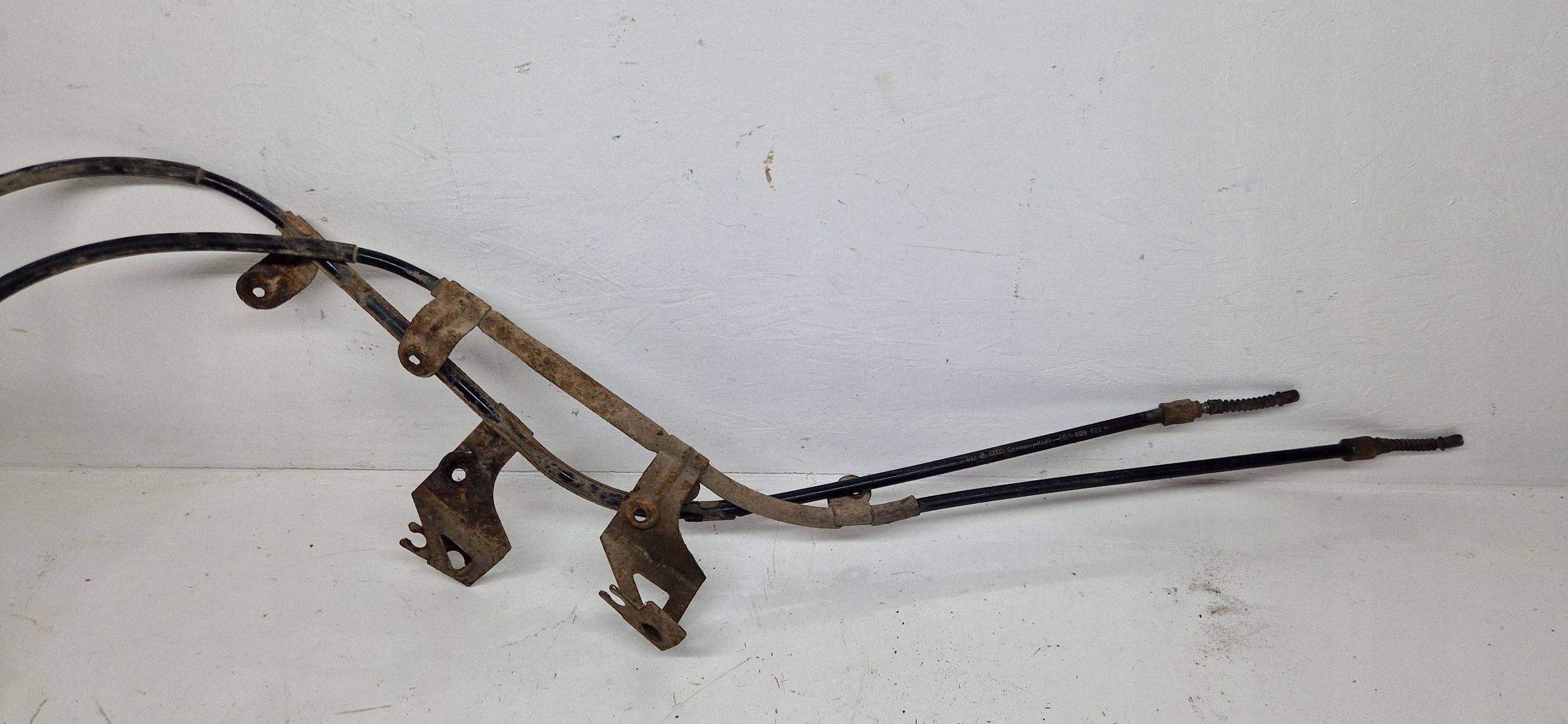 Câble de frein à main VW Transporter T5 image 3