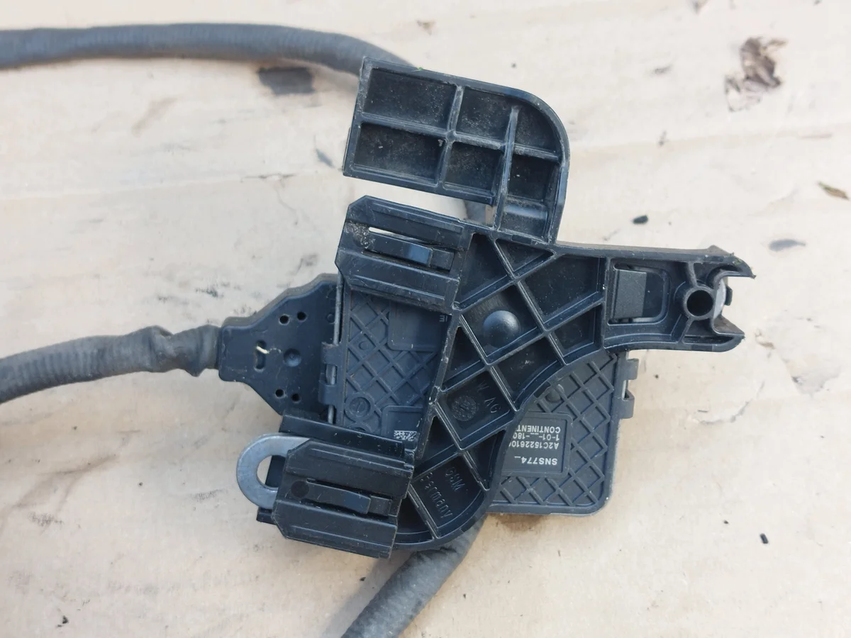 NOX Sensor VW Passat B8 2.0 TDI 04L907805CJ image 4