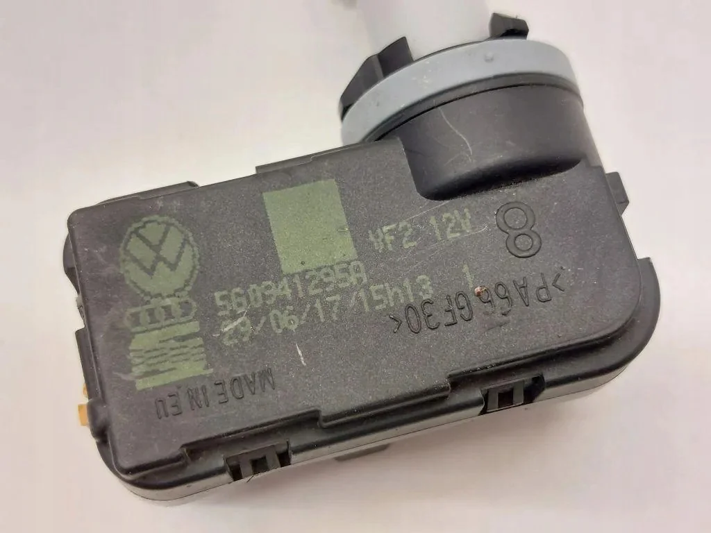 Volkswagen Headlight Leveling Motor OE 5G0941295A image 5