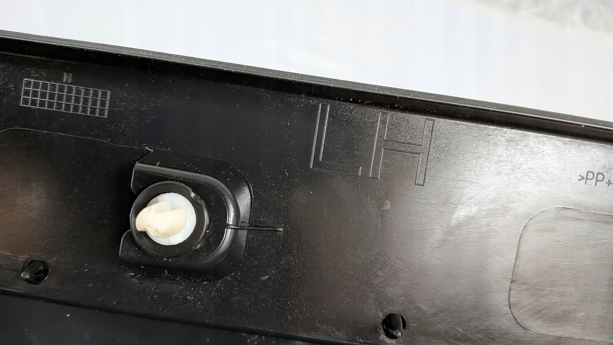 Ford CONNECT MK2 DT11-R10259-A - Usado image 5