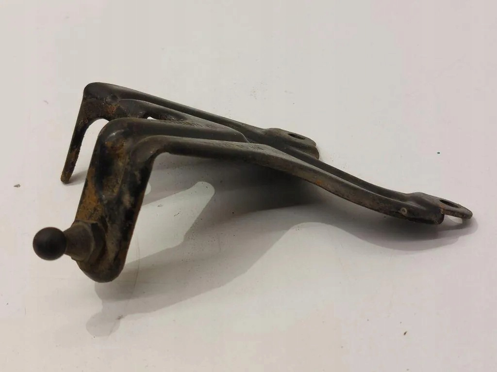 Volkswagen Jetta VI 2013 Support Silencieux 04E131425 image 3