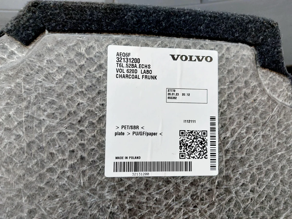 Volvo XC40 Recharge Front Trunk Storage 32239221 image 7