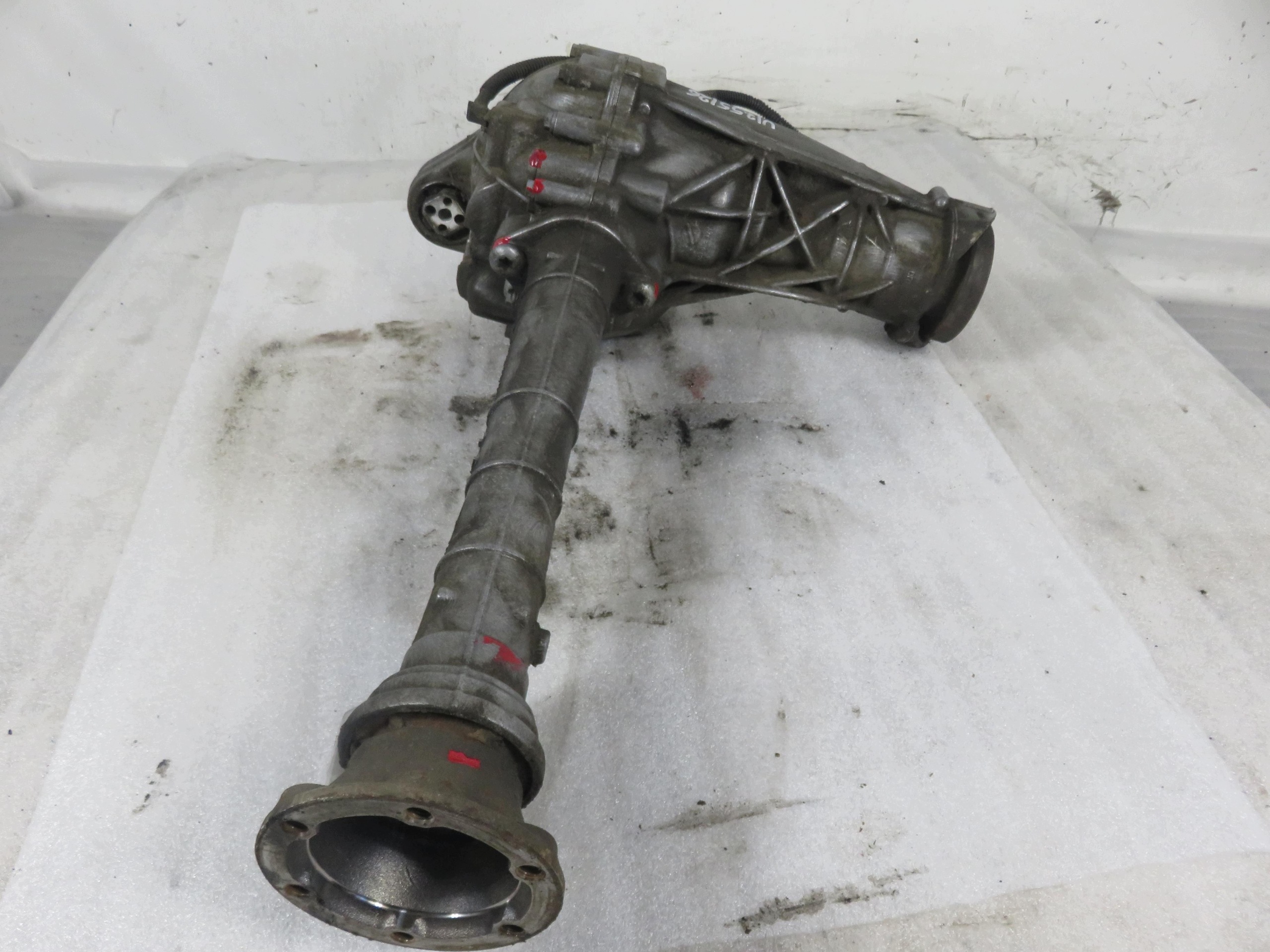 Etusilta Audi Q7 4L 4.2 FSI quattro - M1140040-4460310026F image 4