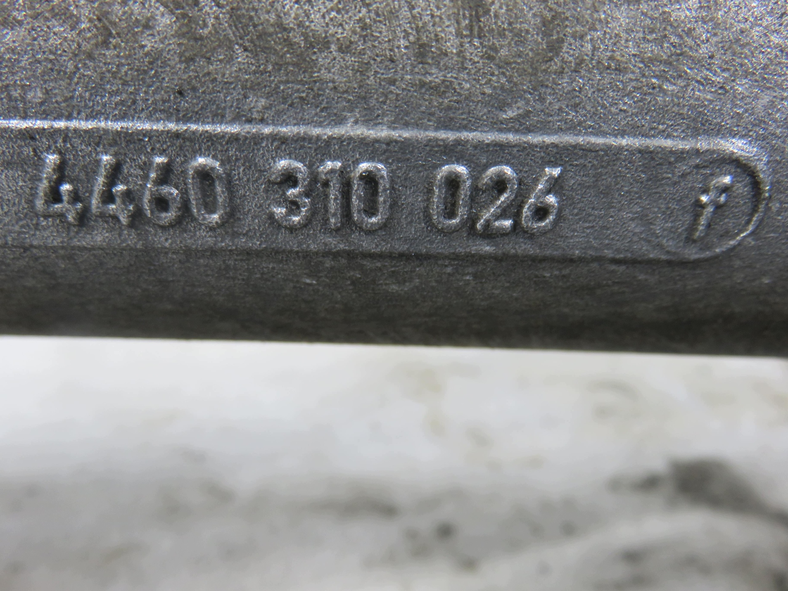 Etusilta Audi Q7 4L 4.2 FSI quattro - M1140040-4460310026F image 5