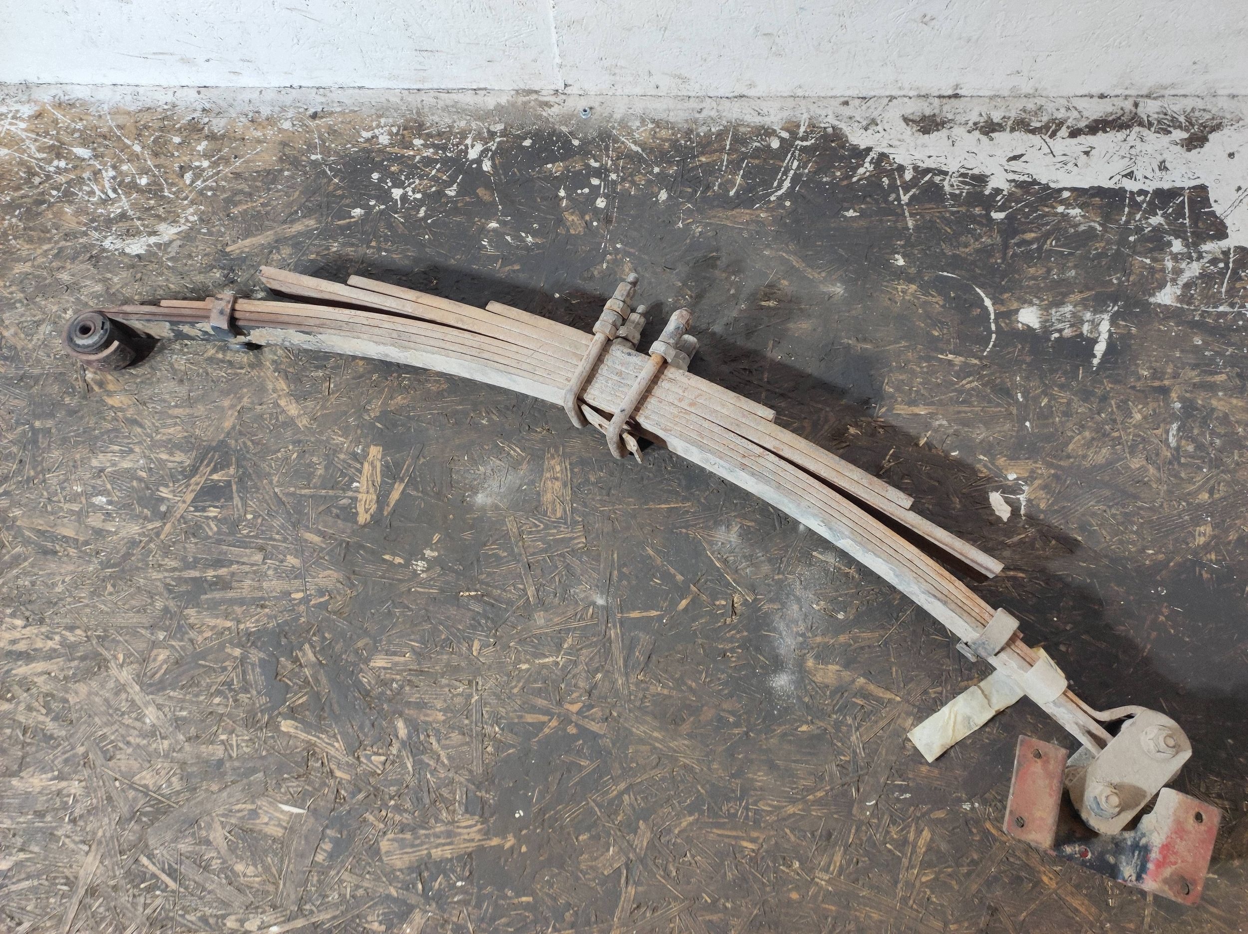 Used Rear Leaf Spring Left Iveco Daily 93312689 image 2
